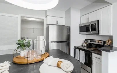 Entire apartment in residence at 1321 N Lincoln Ave, Urbana, IL 61801, United States, image 6 of 49