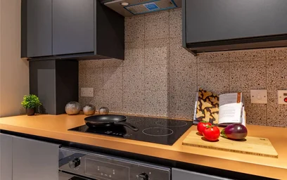 Stanza privata in residence in 31 Surrey St, St Paul's, Bristol BS2 8FU, United Kingdom, immagine 12 di 19