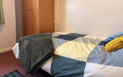 Dairenin tamamı Ikamet yerinde konumu Pin Hill Canterbury CT1 2RB, 17 19 görüntüsü