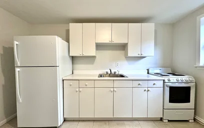 Apartamento inteiro em residência em 16, Vinal St., Unit 3, Brighton, Boston, MA, 02135, imagem 1 de 18