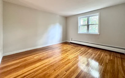 Apartamento inteiro em residência em 16, Vinal St., Unit 3, Brighton, Boston, MA, 02135, imagem 14 de 18