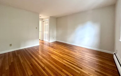 Apartamento inteiro em residência em 16, Vinal St., Unit 3, Brighton, Boston, MA, 02135, imagem 15 de 18
