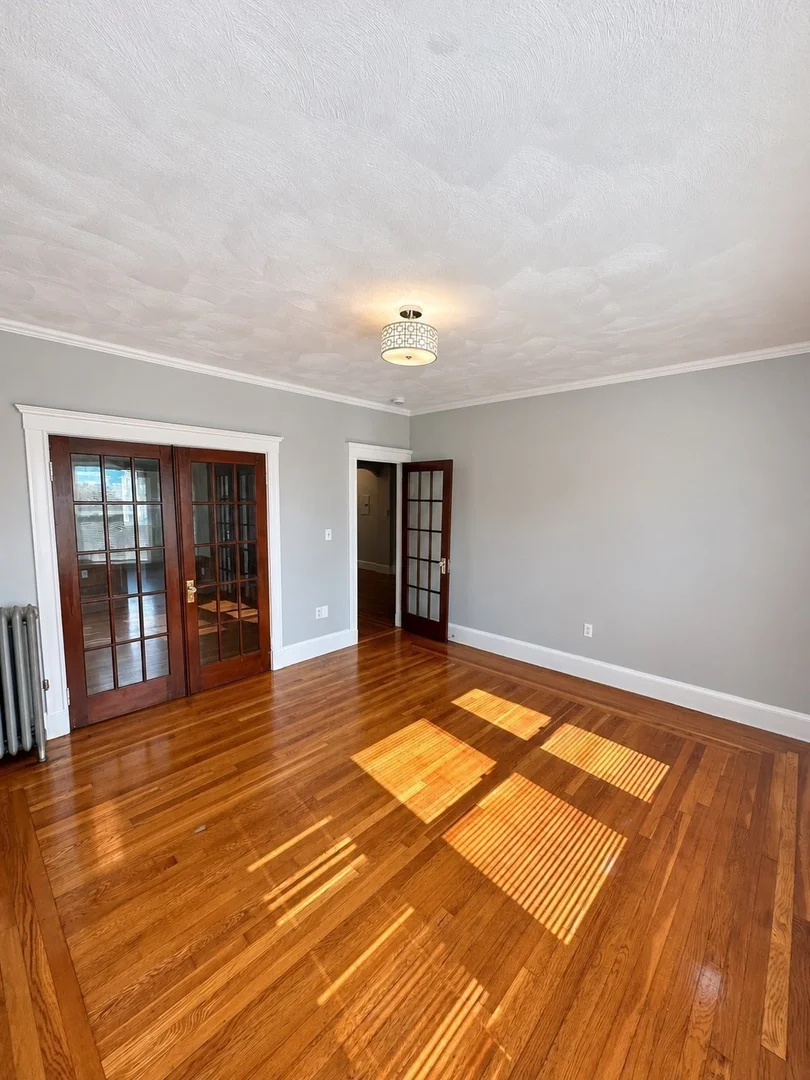 19, South Munroe Ter., Unit 3, Dorchester, Boston, MA, 02122