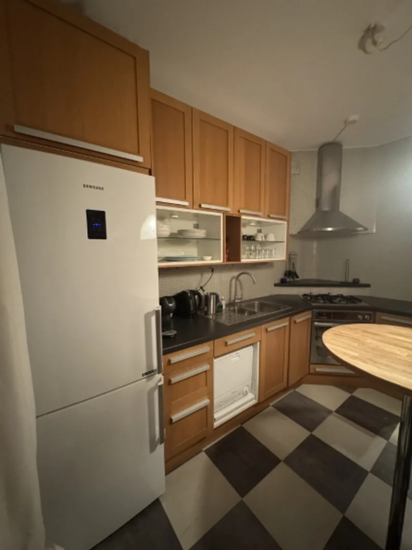 Chic studio apartment near campus in