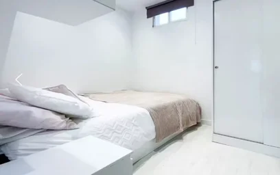 Entire apartment at Barer Straße, Maxvorstadt, image 8 of 10