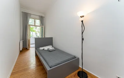 Quarto privado em Gabriel-Max-Str., imagem 3 de 16