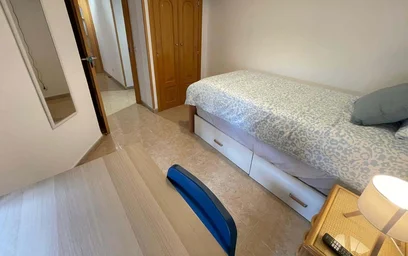 Habitación privada en C. Sta. Cruz de Retamar, 7, Puente de Vallecas, 28018 Madrid, Spagna, imagen 1 de 24