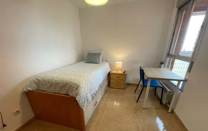 Habitación privada en C. Sta. Cruz de Retamar, 7, Puente de Vallecas, 28018 Madrid, Spagna, imagen 5 de 24