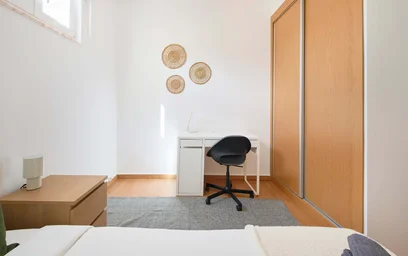 Private room at R. João de Menezes 8, 1900-004 Lisboa, Portogallo, image 6 of 42