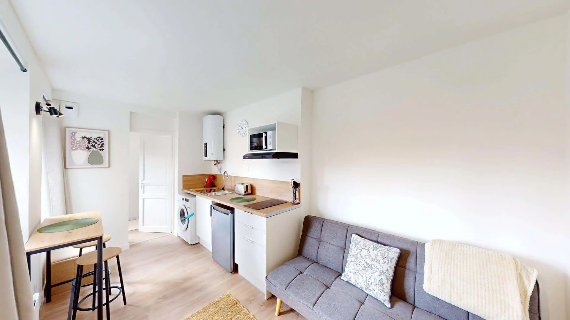 31 Rue du Grand Chemin, 59100 Roubaix, France