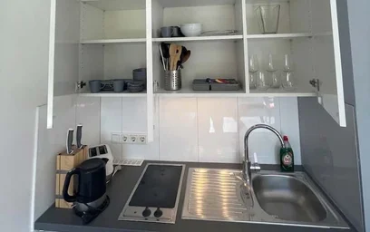 Özel oda konumu Bilker Allee 122, 40217 Düsseldorf, Allemagne, 21 23 görüntüsü