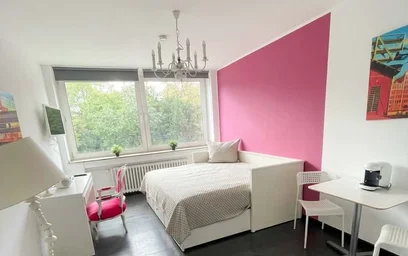 Özel oda konumu Bilker Allee 122, 40217 Düsseldorf, Allemagne, 4 23 görüntüsü