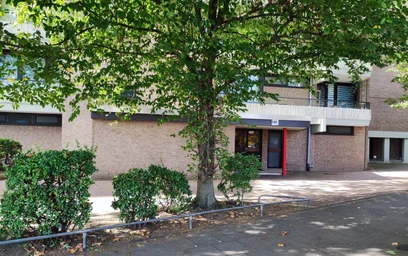 Entire apartment at Oberstraße, image 17 of 19