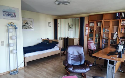 Entire apartment at Oberstraße, image 7 of 19