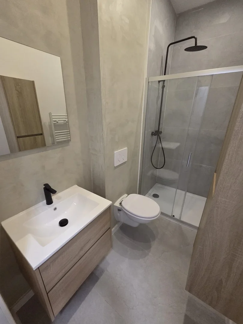 Budget-friendly student room close to campus in 