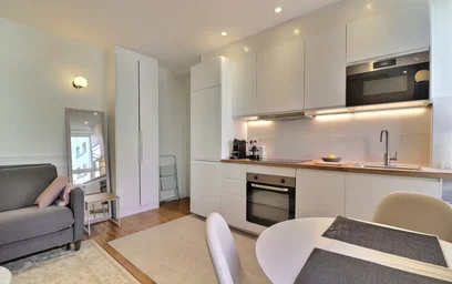 Apartamento inteiro em Rue de Passy, 16th Arrondissement, imagem 7 de 10
