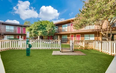 Apartamento inteiro em residência em 911 Bernard Street, Denton, TX 76201, United States, imagem 6 de 13