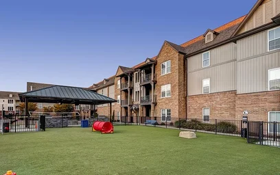 Dairenin tamamı Ikamet yerinde konumu 2700 Hannah Blvd, East Lansing, MI 48823, USA, 16 25 görüntüsü