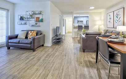 Appartamento intero in residence in 1205 University Walk Cir, Charlotte, NC 28213, immagine 5 di 29