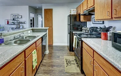 Apartamento inteiro em residência em 2601 W Oak St, Denton, TX 76201, USA, imagem 4 de 31