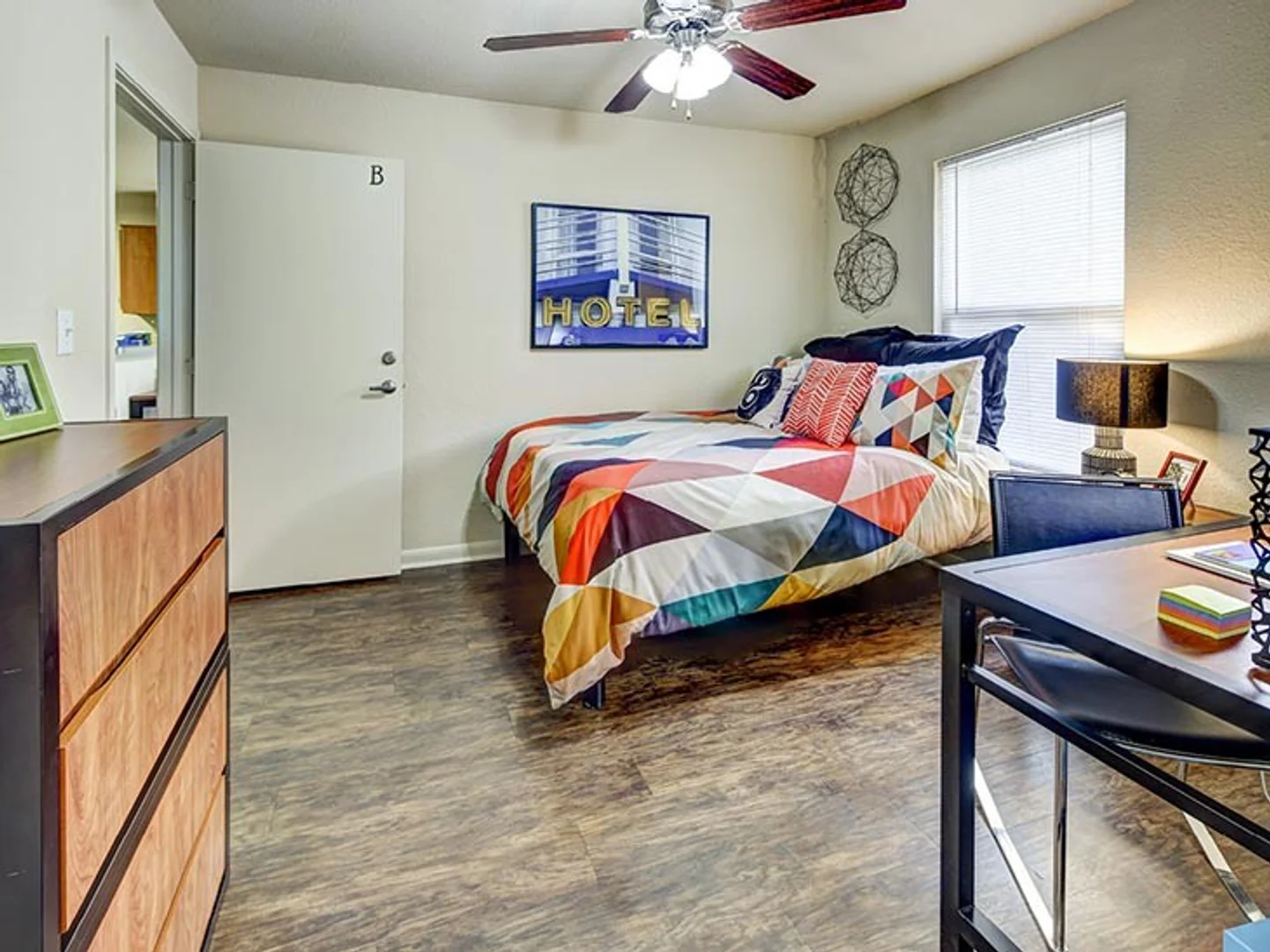 2601 W Oak St, Denton, TX 76201, USA