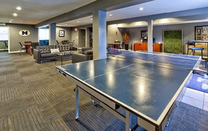 Gesamte Unterkunft im Wohnheim in der 1819 Willowtree Ln, Ann Arbor, MI 48105, USA, bild 11 von 22
