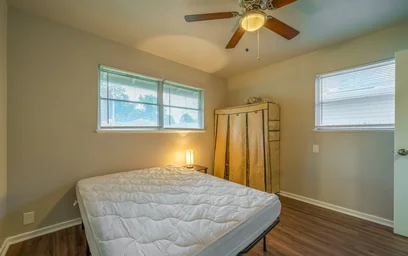 Gesamte Unterkunft im Wohnheim in der Street, TX, Houston, United States, 77033, bild 23 von 23