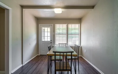 Gesamte Unterkunft im Wohnheim in der Street, TX, Houston, United States, 77033, bild 10 von 23