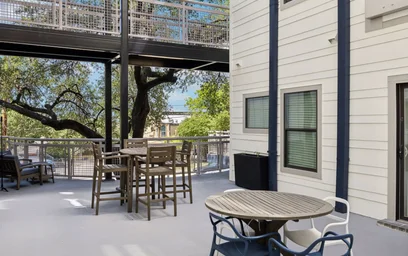 Apartamento inteiro em residência em 1009 W 26th St, Austin, TX 78705, United States, imagem 34 de 44