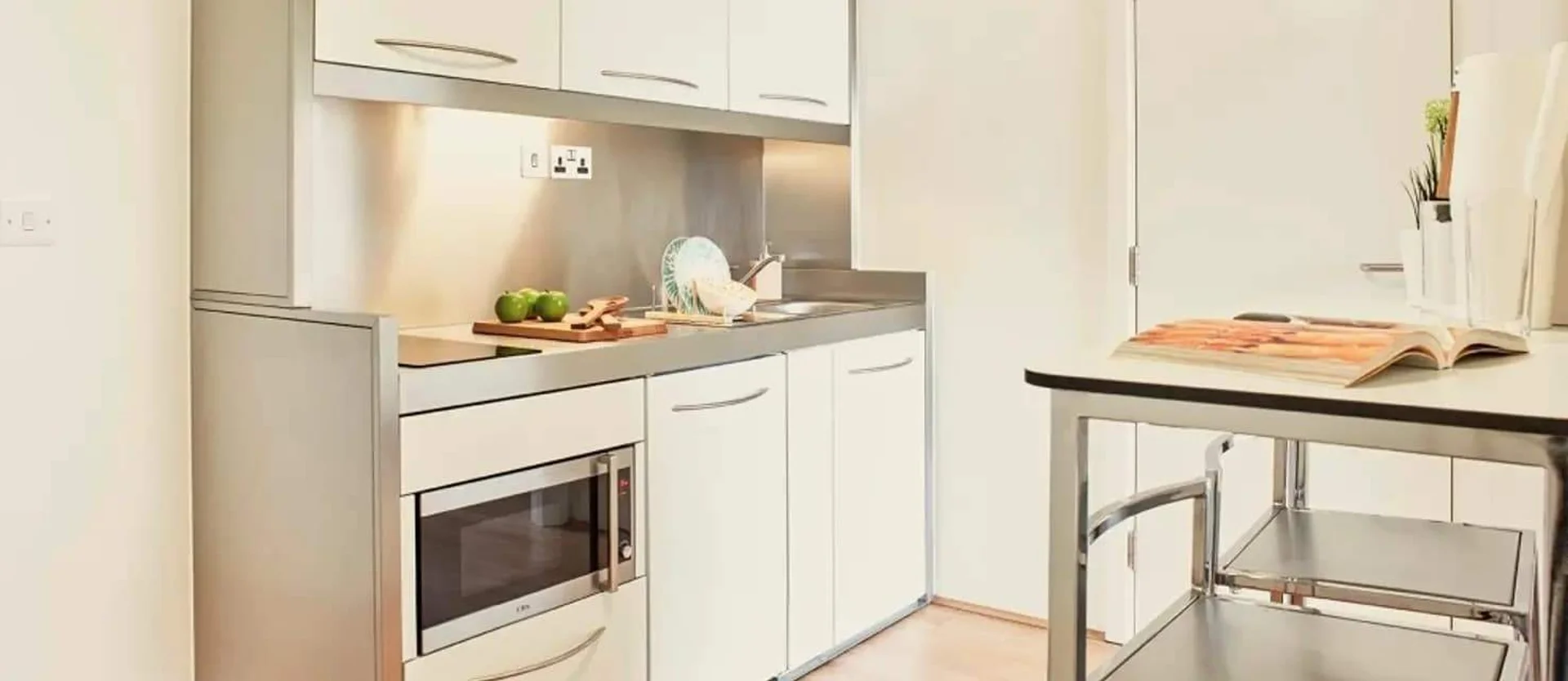 1 Alderson St, London W10 5JY, United Kingdom