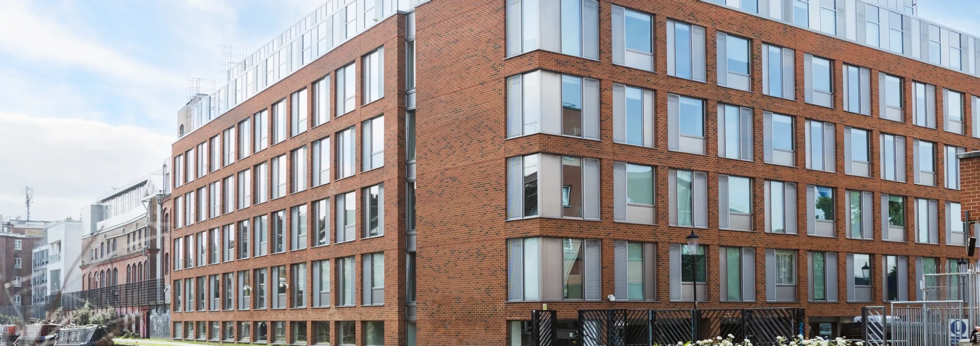 1 Alderson St, London W10 5JY, United Kingdom