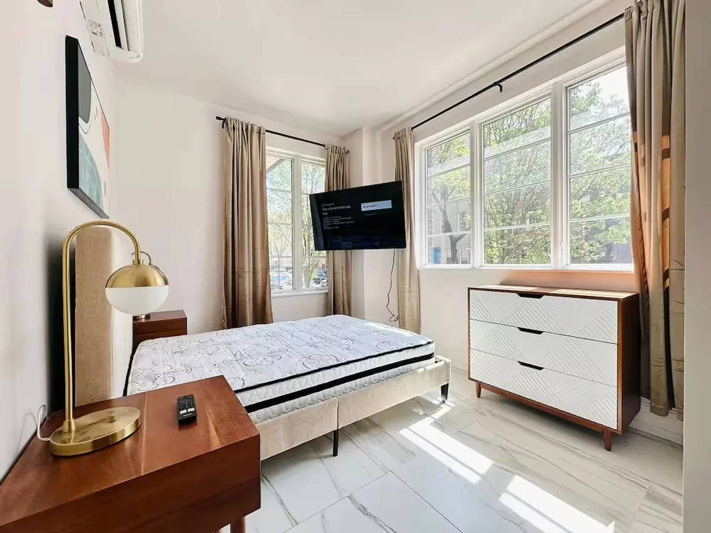 987 Willoughby Avenue, 1A, Bushwick, Brooklyn, NY, 11221