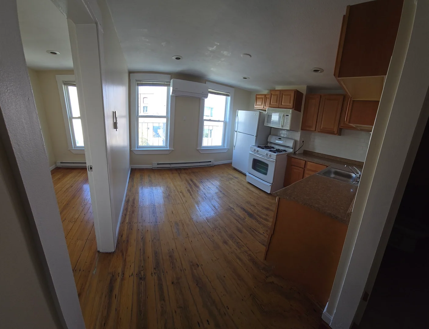 72, Liverpool St., Unit 3, East Boston, Boston, MA, 02128