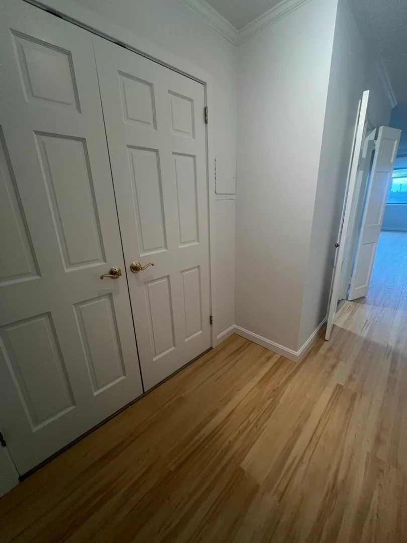 9, Hawthorne Pl., Unit 10C, West End, Boston, MA, 02114