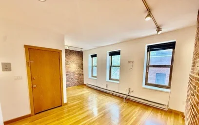 Estudio en residencia en 7, Thacher Ct., Unit 3, North End, Boston, MA, 02113, imagen 11 de 13