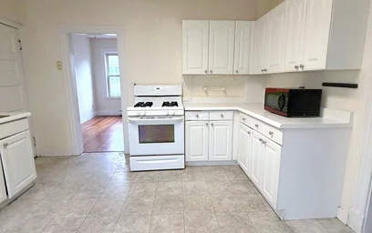Logement entier en résidence à 379A, Cardinal Medeiros, Unit 5, Kendall Square, Cambridge, MA, 02141, image 10 de 16
