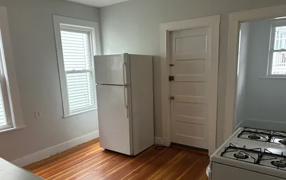 Alojamiento con 3 habitaciones en {area}