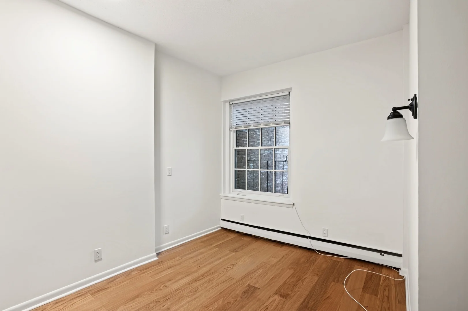Minimalistisches Studentenstudio in  mit effizientem Grundriss