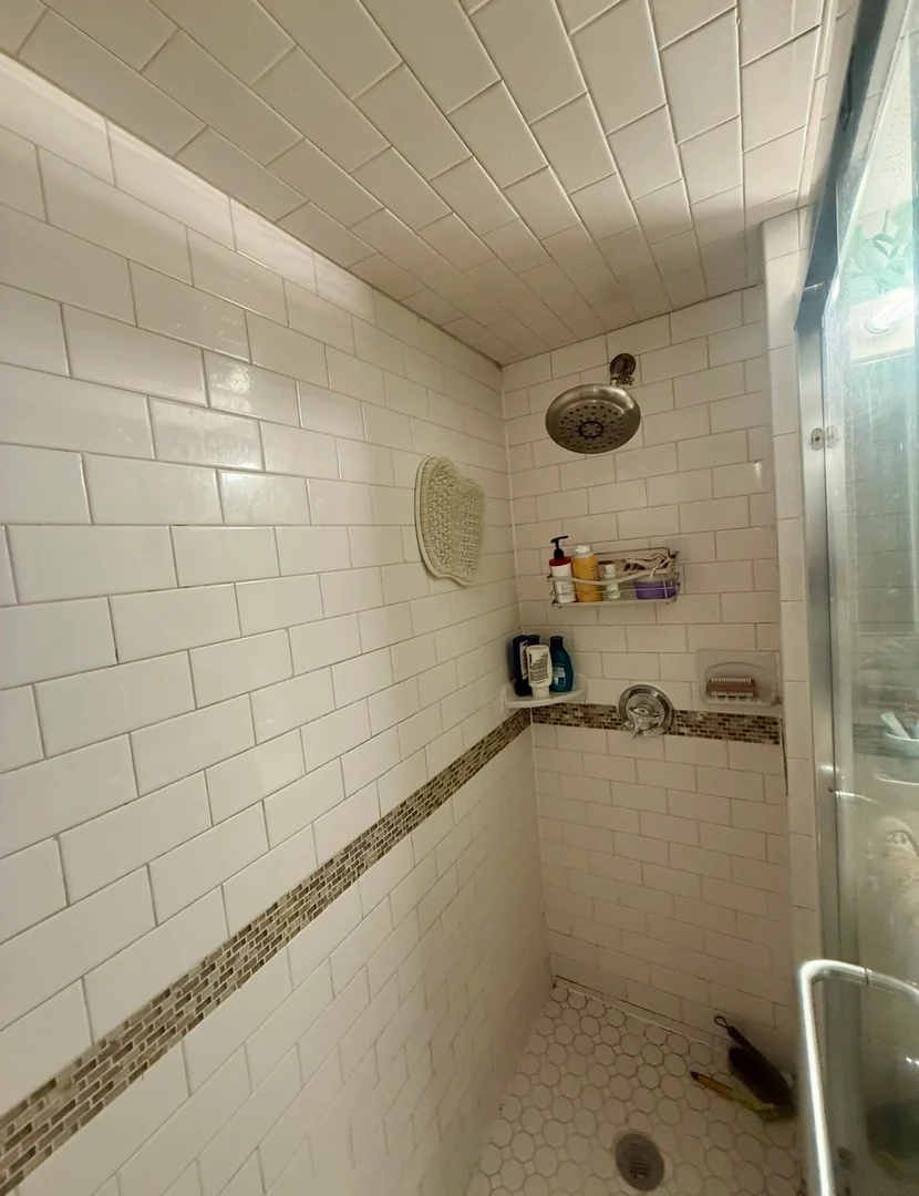 222, Beacon St., Unit 4, Back Bay, Boston, MA, 02116