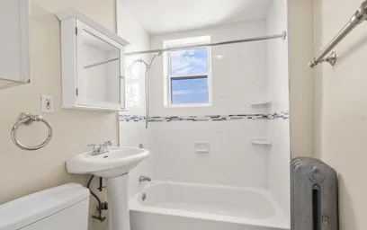 Appartamento intero in residence in 65, Dennis St., Unit 3, Roxbury, Boston, MA, 02119, immagine 4 di 16