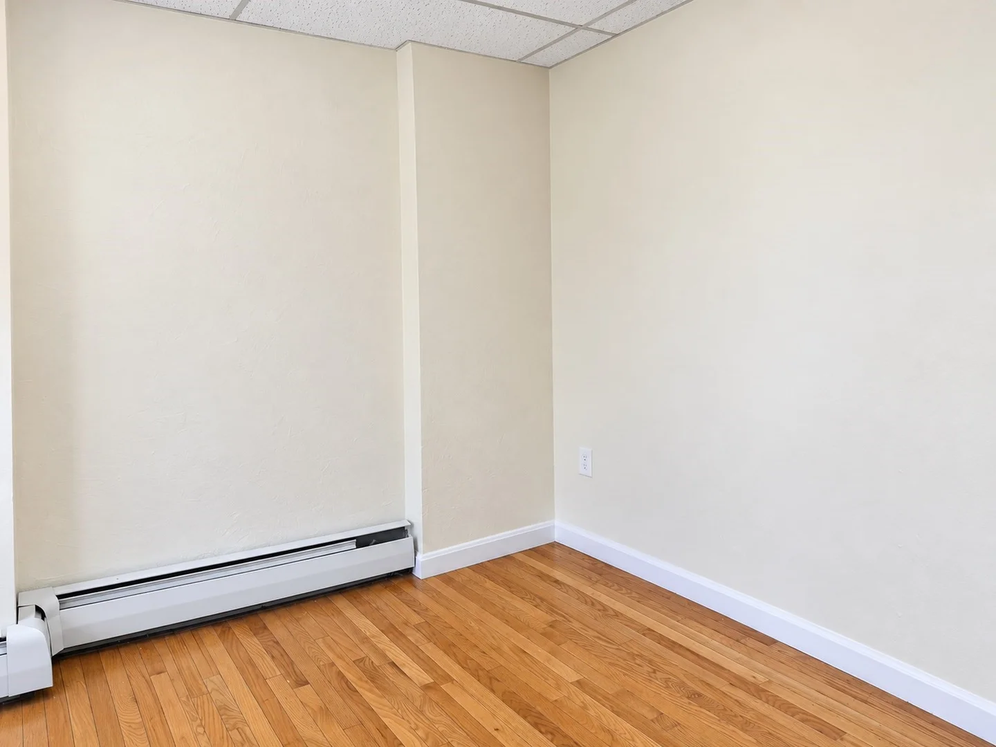 9, Bowdoin, Unit 1, Beacon Hill, Boston, MA, 02114