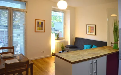 Entire apartment at Schillingstraße, Innenstadt, image 4 of 10