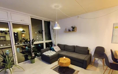 Apartamento totalmente mobilado em {area}