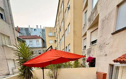 Apartamento moderno y luminoso en {area}