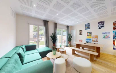 Private room at Rue Hoche, image 7 of 10