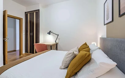 Private room at C. Álamos, 31, Distrito Centro, 29012 Málaga, Spain, image 2 of 12