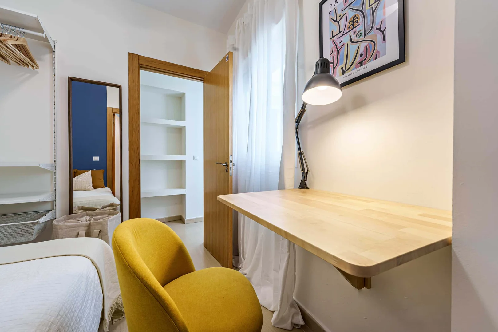 Budget-friendly student room close to campus in 