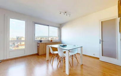 Stanza privata in 48 Av. des Paulines, 63000 Clermont-Ferrand, France, immagine 6 di 21