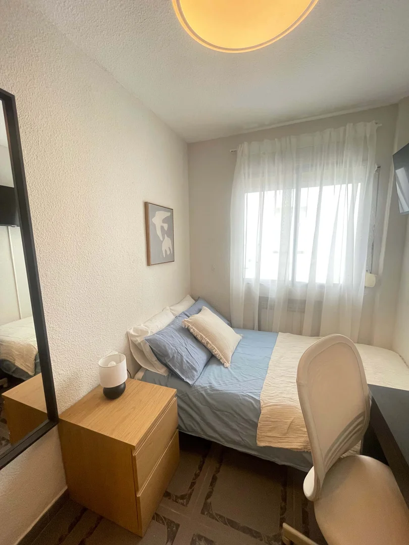 Comfortable and spacious student room in