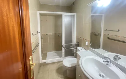 Private room at C. Valdemoro, 18, pta 28, 28901 Getafe, Madrid, Spain, image 8 of 12
